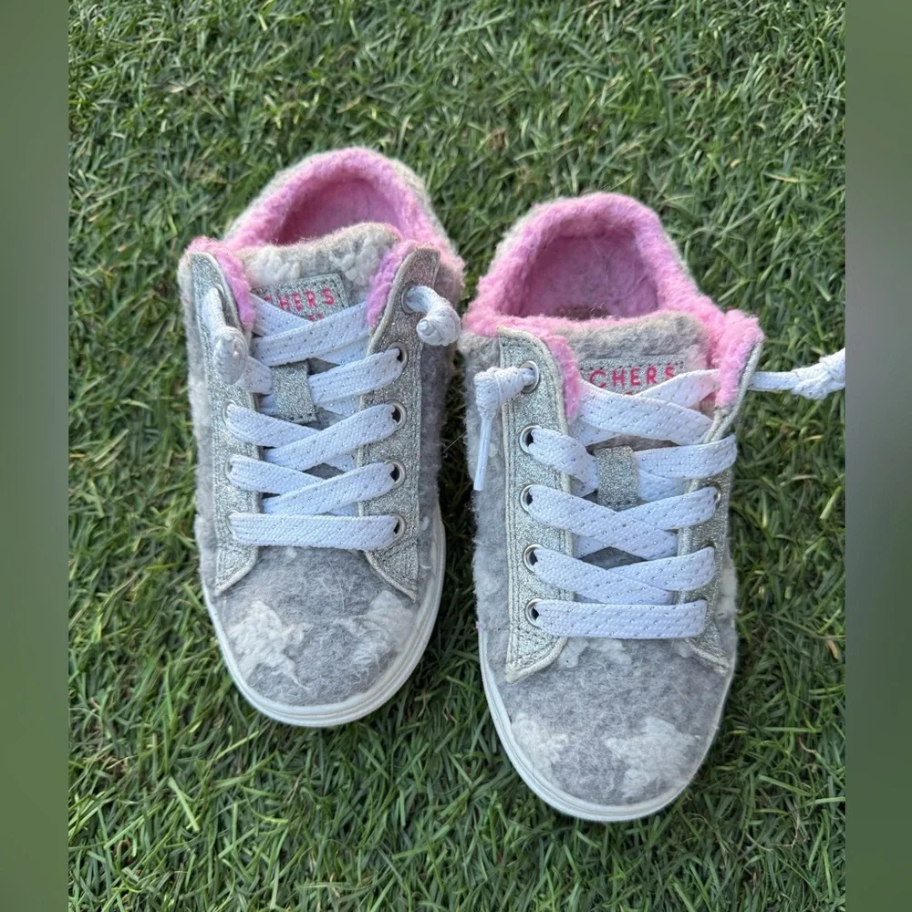 Skechers Girl's Street Goldie-Generation Cozy Sneaker Sz(12)